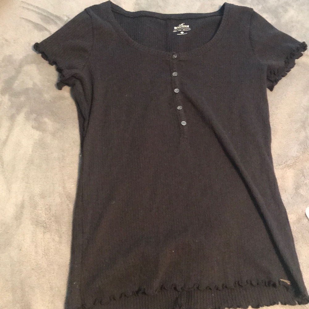 hollister short ruffle sleeve tee